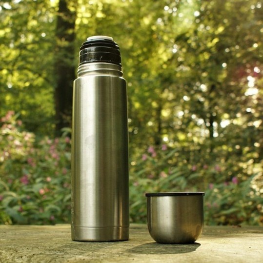 Plasticvrij inpakken: Thermosfles