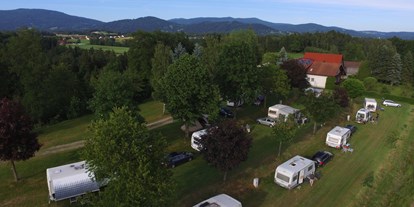 Campingplätze - Grillen mit Holzkohle möglich - Bayerischer Wald - Camping auf dem Kapfelberg