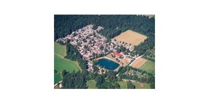 Campingplätze - Separater Gruppen- und Jugendstellplatz - Oberbayern - Campingplatz Königsdorf am Bibisee
