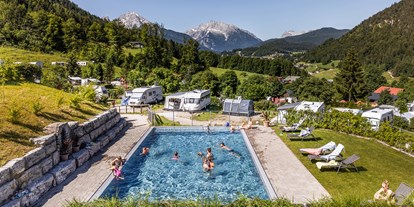 Campingplätze - Mietunterkünfte - Erholung  mit Watzmannblick - ganzjährig beheizter Pool - Camping-Resort Allweglehen