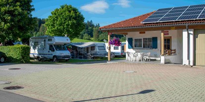 Campingplätze - Grillen mit Holzkohle möglich - Allgäu / Bayerisch Schwaben - Camping Waldesruh