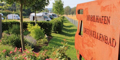 Campingplätze - Fitnessraum - Deutschland - Wohnmobilhafen mit Kurzzeitstandplätze und Anreisezone. - Kur- & Feriencamping Holmernhof Dreiquellenbad