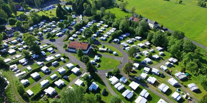 Campingplätze - Bänke und Tische für Zelt-Camper - Deutschland - Rhöncamping