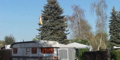 Campingplätze - Bänke und Tische für Zelt-Camper - Franken - Campingplatz Ebing