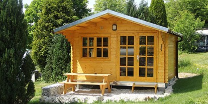Campingplätze - Grillen mit Holzkohle möglich - Bayern - Campingplatz Moritz