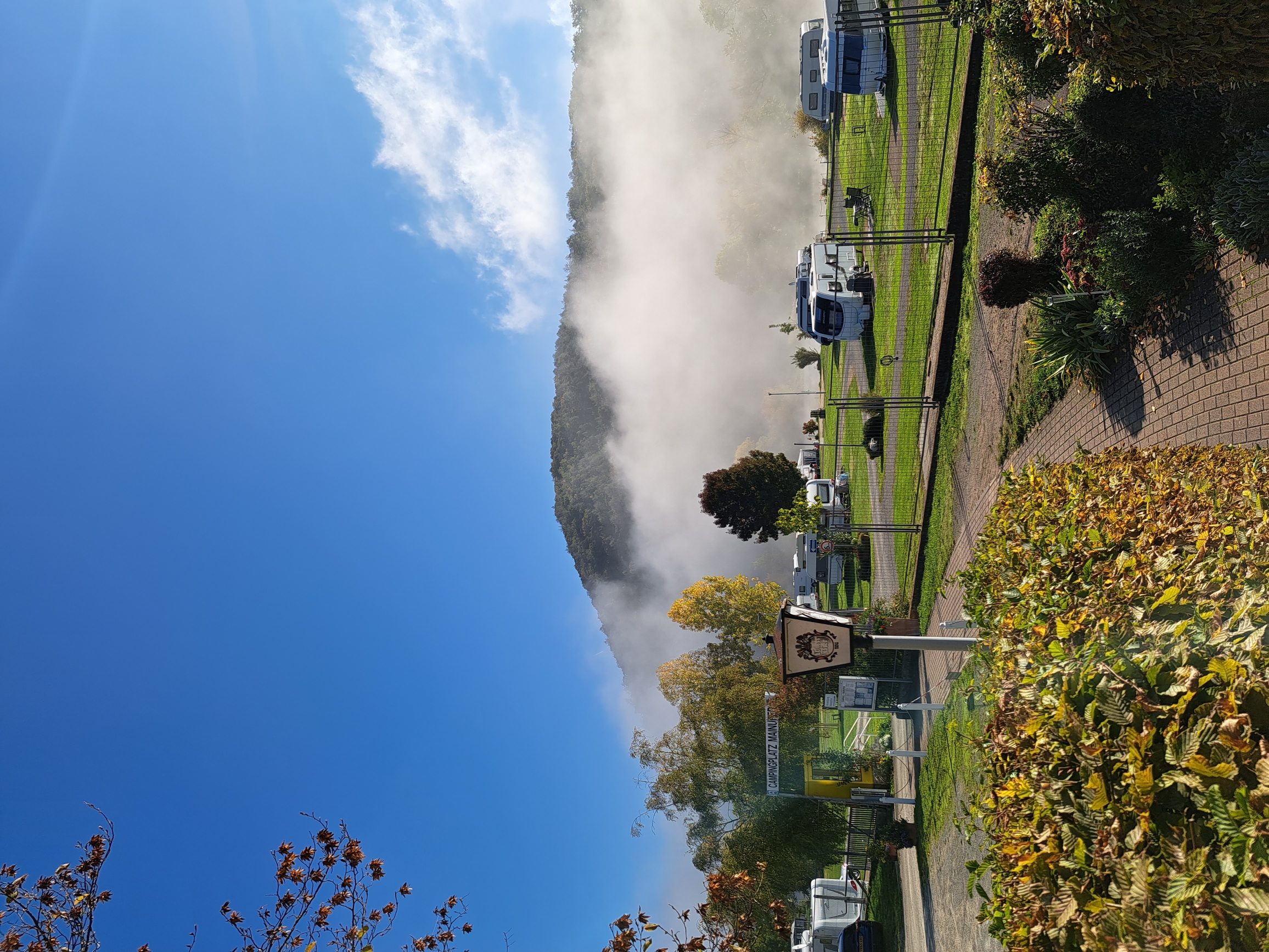 Campingplatz: Herbststimmung - Campingplatz Mainufer