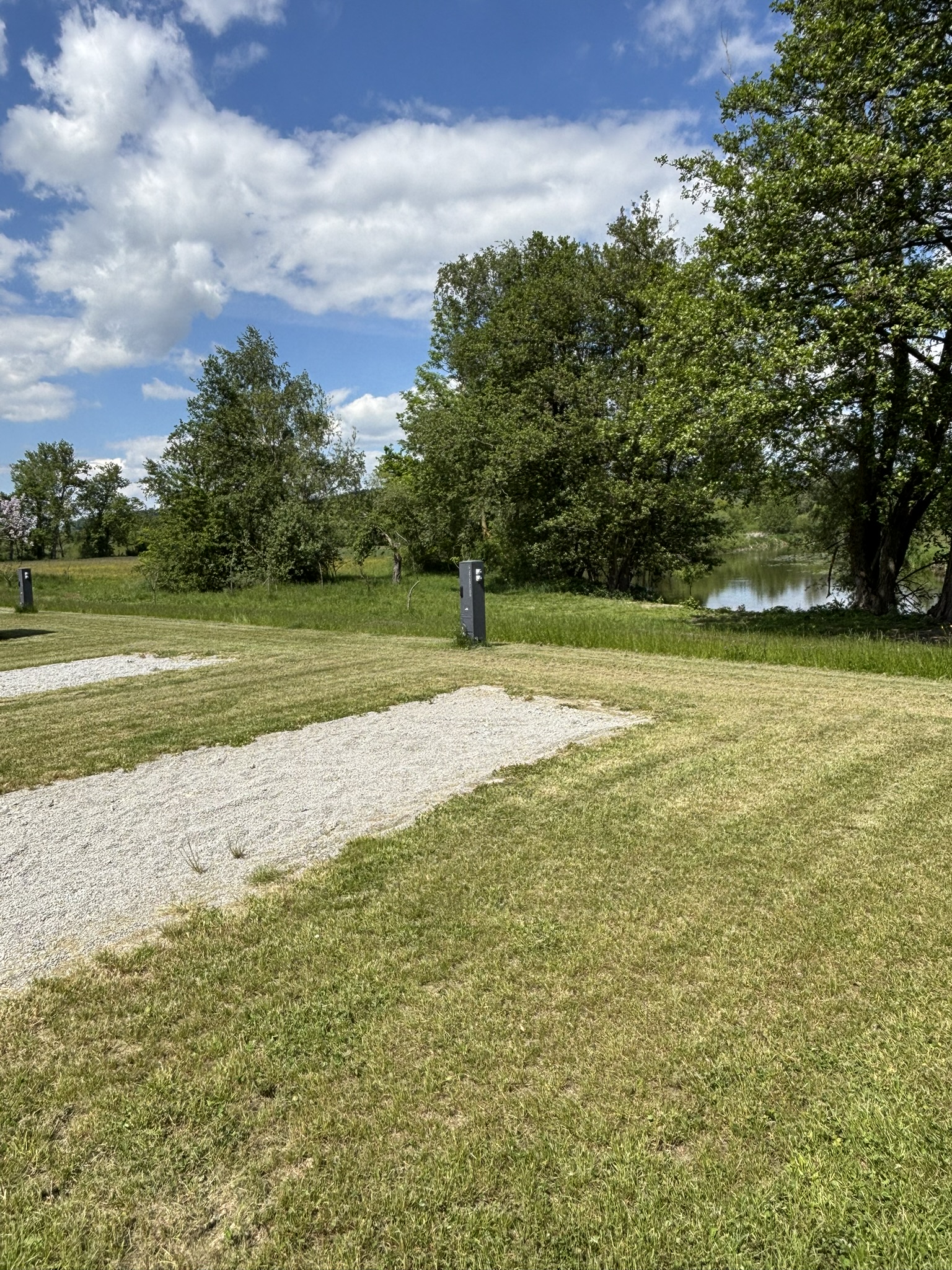 Campingplatz: Wohnmobilstellplatz Hirsch