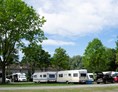 Campingplatz: Ideal auch für große Wohnwägen und Wohnmobile - Campingplatz Erlensee