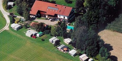 Campingplätze - Grillen mit Holzkohle möglich - Bayern - Camping Oberhofer