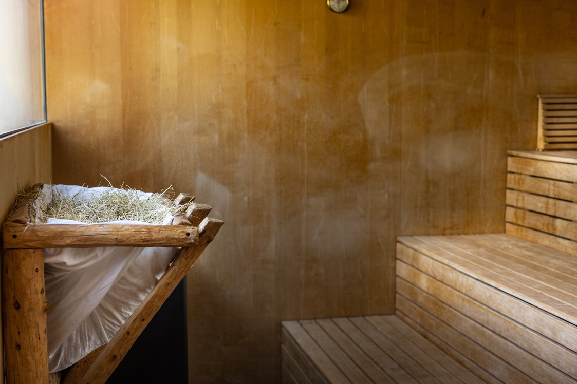 Campingplatz: Almheu-Sauna mit duftenden Wiesengräsern - Camping-Resort Allweglehen