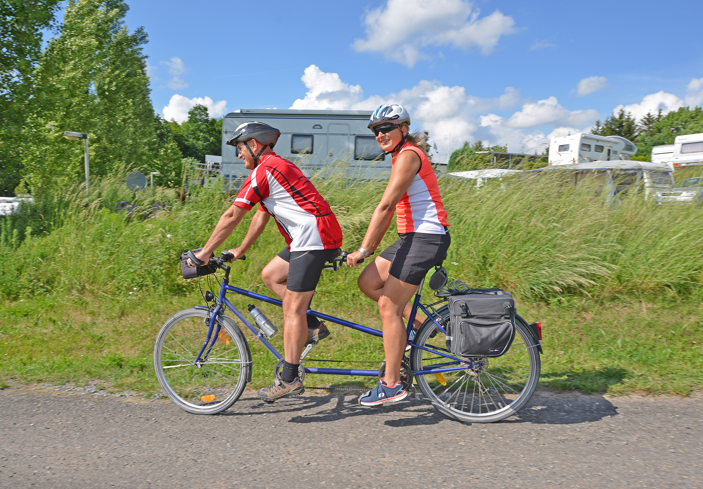 Campingplätze - Klassifizierung (z.B. Sterne): Eins - Camping - und Reisemobilstellplatz Thulbatal