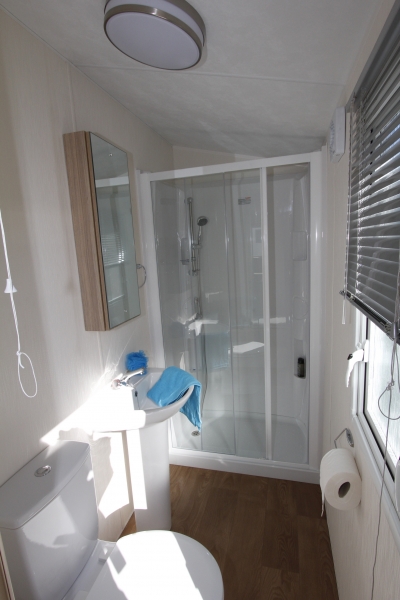 Campingplatz: Camping + Bootsmarina Hock